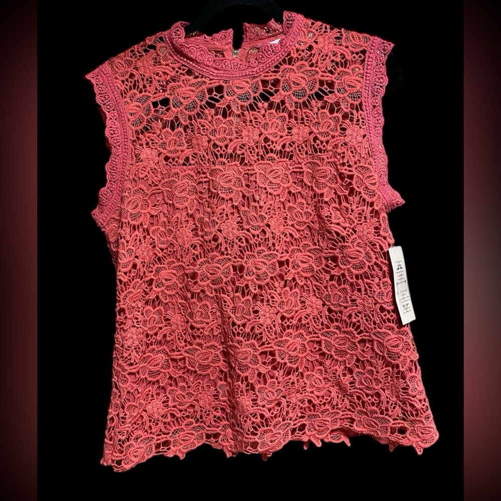 Nanette Lepore Cameo Rose Lace Top womens sz L NWT